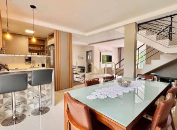 471620663df619c4d641232bddde573cceddc61b · Casa Alto Padrão no Córrego Grande – 3 Suítes, Rua Exclusiva e Energia Solar em Florianópolis