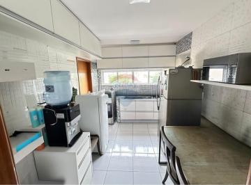 Apartamento · 161m² · 4 Quartos · 2 Vagas · Apartamento 161m², 4 quartos, 4 banheiros, 2 vagas, piscina. Zona norte- Recife.