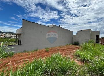 Terreno · 300m² · Terreno Magnífico no Ille de France, Bragança Paulista