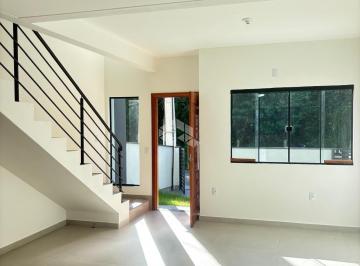 Casa · 102m² · 3 Quartos · 1 Vaga · Sobrado com 3 dormitórios, sendo 1 suíte, em Forquilhas -São José/SC