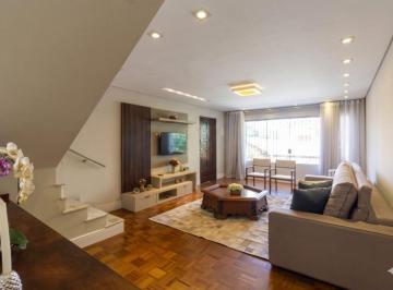 82198258-abe1-45c6-8c70-b31652585b51 · Agradável sobrado para venda em Água Fria com 3 quartos, sendo 1 suíte, 176m²