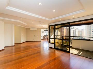 Apartamento · 232m² · 4 Quartos · 4 Vagas · Oportunidade - Apartamento - Moema - 4 Dormitórios - 232m².