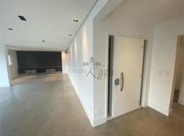 Apartamento · 226m² · 3 Quartos · 4 Vagas · Apartamento - Moema - 3 Dormitórios - 226m².