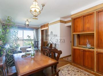 Apartamento · 95m² · 3 Quartos · 2 Vagas · Apartamento - Moema - 3 Dormitórios - 95m².