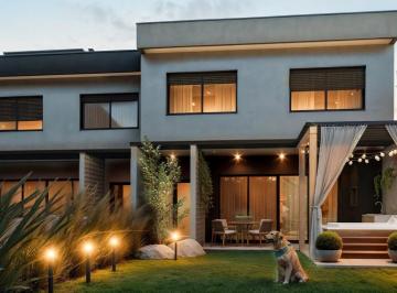 Casa · 160m² · 3 Quartos · 3 Vagas · Casa | 03 Dormitórios | Nossa Senhora da Saúde