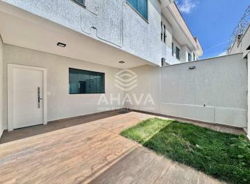 Casa · 150m² · 3 Quartos · 2 Vagas · Casa Geminada com 3 Quartos sendo 1 Suíte à Venda, 150m², 2 Vagas, Bairro Copacabana, próximo a Aven