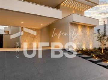 Casa · 205m² · 4 Quartos · 4 Vagas · Casa Térrea - Jardins França - 3 Suítes