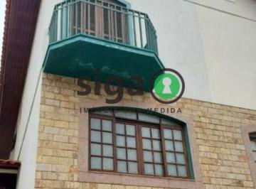 Casa · 151m² · 3 Quartos · 3 Vagas · Casa ampla com 2 suítes, varanda e espaço versátil no quintal!