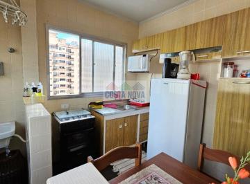 Apartamento · 38m² · 1 Quarto · 1 Vaga · kitinet a 2 quadras do mar, com elevador, excelente localização