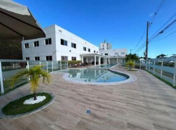 Apartamento · 45m² · 2 Quartos · 1 Vaga · Cores de Piatã 2/4