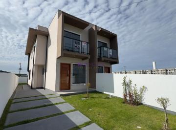 Casa · 125m² · 3 Quartos · 2 Vagas · Sobrado de 3 Quartos c/suíte no Sertão do Maruim em São José