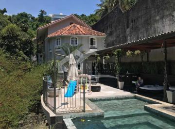 Casa · 595m² · 5 Quartos · 5 Vagas · MARAVILHOSA CASA DE RUA