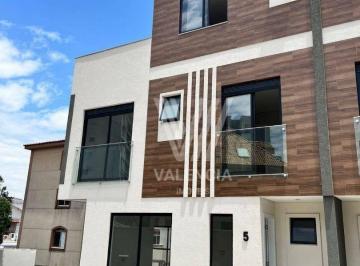 c4c491faec17af3c3874e0cbe459bedf89d021b5 · Sobrado | 253m² priv | 4 Quarto | 2 Suite | 2 Vaga | Portão - Curitiba/PR