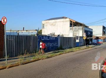 678d8dc622c87f39f4900a9488a68307cf8a1129 · 2 ótimos terrenos no Centro de várzea Pta. para investimento.