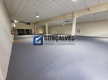 Comercial · 653m² · Galpão Comercial para Alugar em Santo André (Casa Branca) – 653 m², 2 Banheiros, Concreto