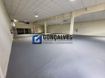 Comercial · 653m² · Galpão Comercial para Alugar em Santo André (Casa Branca) – 653 m², 2 Banheiros, Concreto