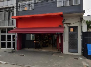 Comercial · 300m² · Loja na Rua Dona Antônia de Queirós, N. 567 • 300 m²