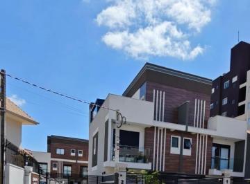 Casa · 194m² · 4 Quartos · 2 Vagas · Sobrado com 4 dormitórios à venda no Portão