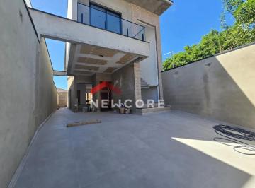Casa · 200m² · 3 Quartos · 2 Vagas · Sobrado em  Rua Rui Barbosa - Jardim Ribamar - Peruíbe/SP