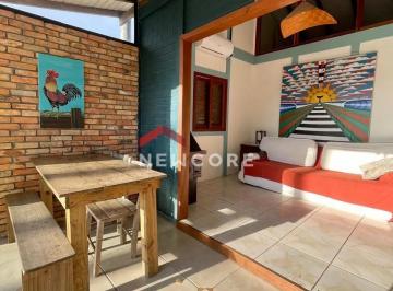 Casa · 180m² · 2 Quartos · 2 Vagas · Casa em Estrada Geral da Praia do Rosa - Praia do Rosa - Imbituba/SC