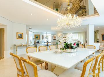 Casa · 606m² · 3 Quartos · 4 Vagas · Casa à venda - em Mercês