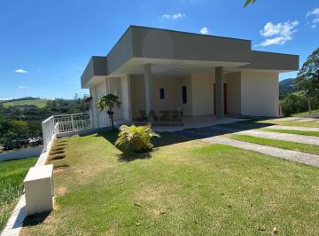 Casa · 237m² · 3 Quartos · 4 Vagas · Casa no Condomínio Residencial Santa Bárbara