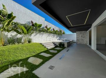 d9a23dbd · Casa em Condomínio, 4 dormitórios, 387 m², em Vila Nova