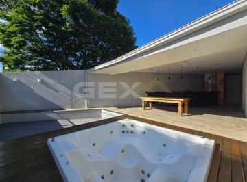 Casa · 211m² · 3 Quartos · 4 Vagas · Casa à Venda com 03 Quartos no Bairro Walchir Resende em Divinópolis MG.