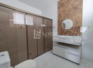 Casa · 290m² · 5 Quartos · 3 Vagas · Casa Ampla com 5 Quartos, Área Gourmet e Terraço no Bom Retiro