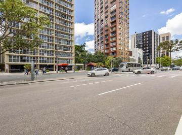 Apartamento · 76m² · 2 Quartos · Apartamento à venda no Centro Cívico, Curitiba-PR: 2 quartos, 2 salas, 76,85 m² de área. Venha confe