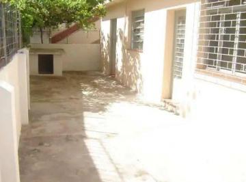 Casa · 65m² · 1 Quarto · 1 Vaga · Casa 1 dormitório para locação no bairro Partenon, Porto Alegre, RS.