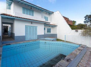 Casa · 269m² · 4 Quartos · 2 Vagas · TRISTEZA LINDA CASA AVENDA COM 4 DORM. E AMPLAS PEÇAS + PATEO COM PISCINA  E CHU