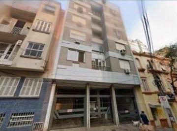 Apartamento · 49m² · 1 Quarto · LINDO APARTAMENTO GRANDE 1 DORMITÓRIO NO CENTRO HISTÓRICO