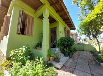 Casa · 120m² · 4 Quartos · 3 Vagas · EXCELENTE CASA NA MELHOR RUA DO  BAIRRO TERRESÓPOLIS