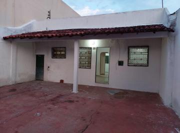 Casa de 3 quartos, Ceilândia · Casa com 3 quartos na QNO 6, fácil acesso à BR-070 e excelente localização