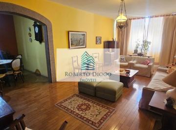 Foto 02 · Apartamento de 4 quartos à venda no Ingá, Niterói-RJ: 1 suíte, 1 sala, 4 banheiros, 1 vaga e 157m²!