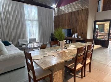 Foto 01 · Chácara com 30.000m² à Venda em Camboriú | Casa Rústica, Piscina, Espaço Gourmet e Potencial para Po