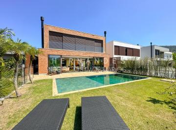 Foto 46 · Casa de luxo em condomínio no Tamboré, Santana de Parnaíba-SP: 6 quartos, 5 suítes, 1 sala, 7 banhei