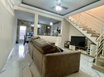 Casa · 190m² · 4 Quartos · 2 Vagas · Sobrado 4 dormitórios | 190m² | suíte com closet | espaço gourmet | 2 vagas