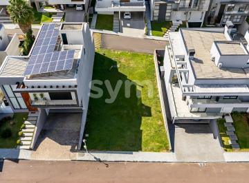 Terreno · 300m² · Terreno à venda - em Santa Felicidade