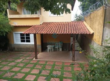 whatsapp-image-2025-07-31-at-14-31-46-11756585113356.jpeg · Excelente casa no Bairro Jonas Veiga