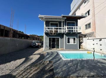 Casa · 140m² · 3 Quartos · 4 Vagas · Casa com 3 quartos e uma de 2 quartos , Gravatá - Navegantes