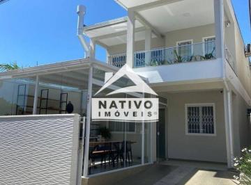 Casa · 112m² · 3 Quartos · 1 Vaga · Sobrado com apenas 3 km da Praia dos Ingleses