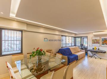 Apartamento · 94m² · 3 Quartos · 2 Vagas · Apartamento reformado à venda na Vila Gumercindo - 3 quartos (1suíte) , 2 vagas