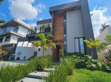 Casa · 275m² · 4 Quartos · 6 Vagas · Residência de Alto Padrão na Granja Viana | Elegância, Sofisticação e Amplitude.