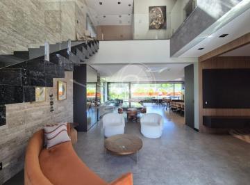 Foto 01 · Casa com 3 suítes para Venda no Alphaville Dom Pedro 2 - Façanha Imóveis Campinas