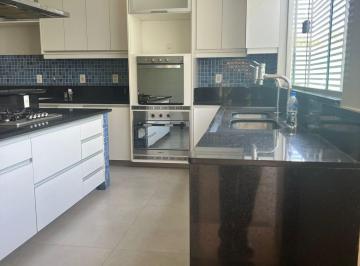 Casa de 5 quartos, Brasília · *QI 27 do Lago Sul Elegância Conforto e Vista Privilegiada na Ponta Seca*