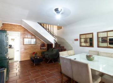 42bb3968-26bf-42c4-a0d2-86f666247e6c.jpeg · Casa para venda em Campo Belo com 3 quartos, sendo 1 suíte, 160m²