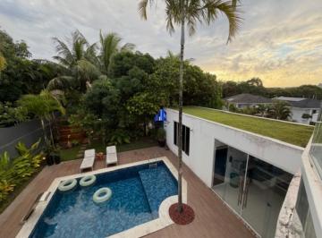 Foto 02 · CASA À VENDA EM ALPHAVILLE SALVADOR I R$ 6.350.000,00 PISCINA, ÁREA GOURMET, JARDIM, 5 SUÍTES, 2 CLO