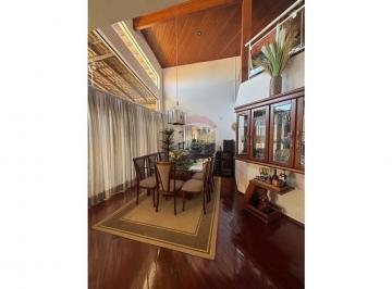 Casa · 294m² · 3 Quartos · 7 Vagas · Casa dos Sonhos: Jardim Santa Rita de Cássia! E TÉRREA!